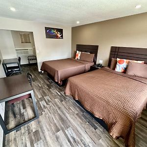 West Inn Nau - Downtown Flagstaff